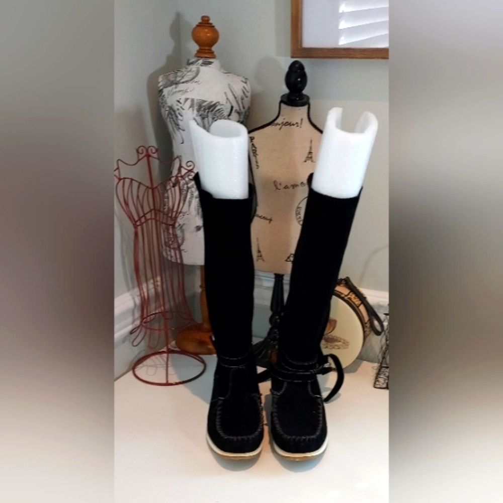 Modern Vice Made in Italy Black Suede Pull On Boot Like New